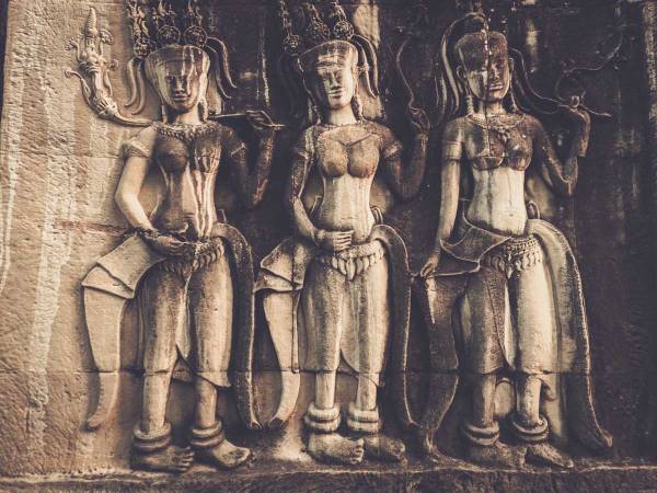 detail-sculpture-at-angkor-wat-siem-reap-cambodi-2026-01-11-09-29-11-utc