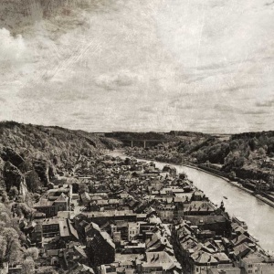 embankment-of-the-river-meuse-in-the-belgian-city-2026-01-09-13-37-08-utc
