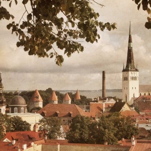 nostalgic-city-view-of-tallinn-capital-of-estonia-2026-01-08-07-15-56-utc